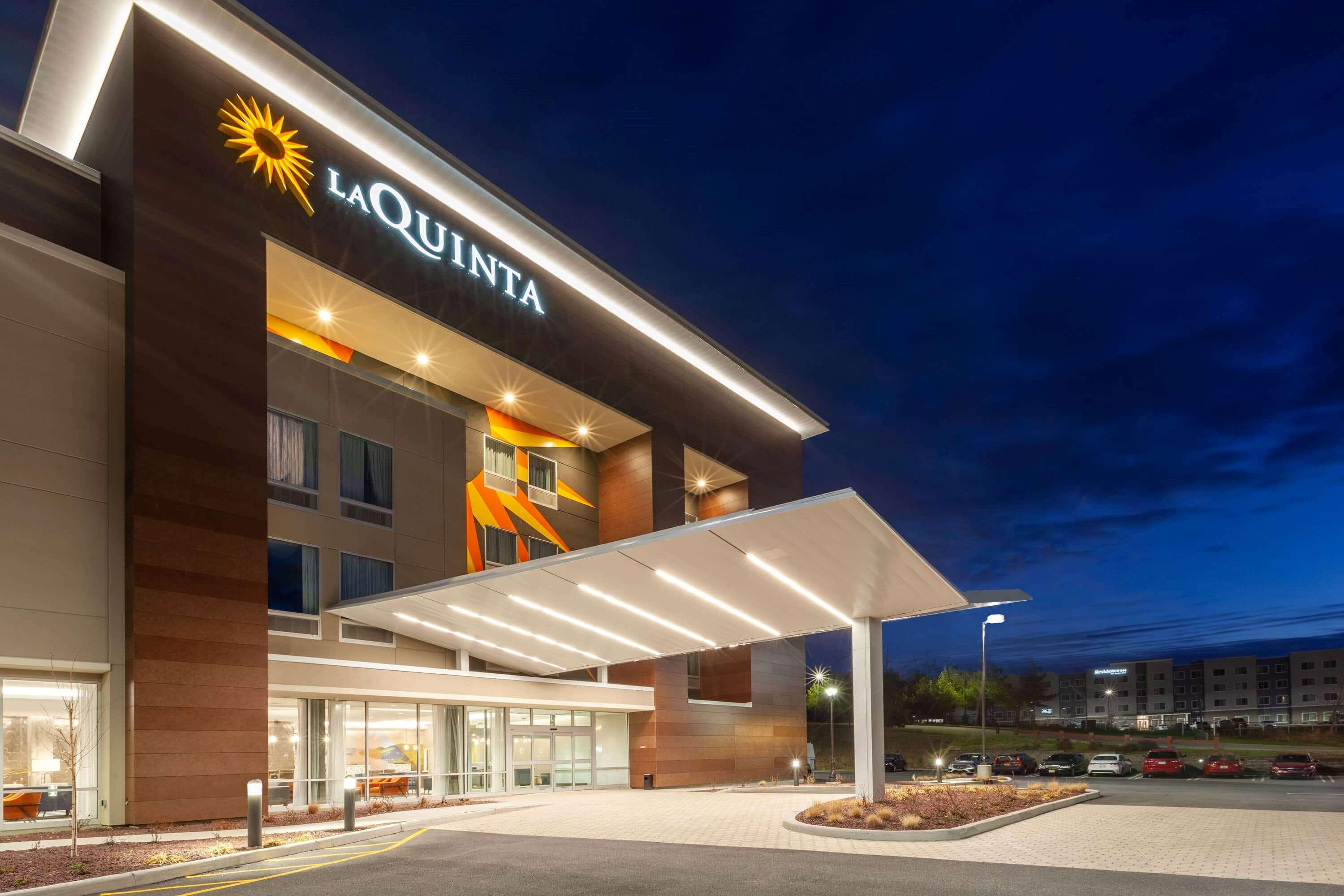 La Quinta Inn & Suites By Wyndham 米德尔敦 外观 照片
